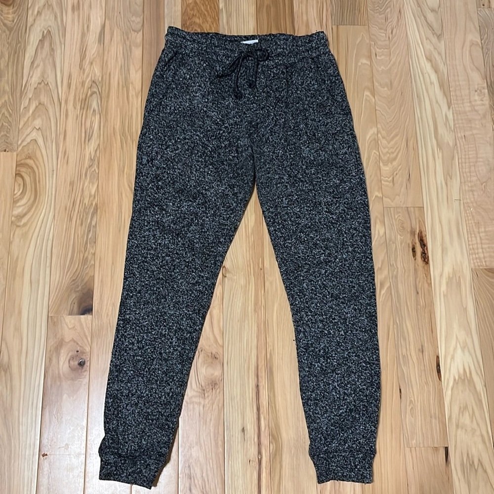 Medium joggers, Rue 21, good condition